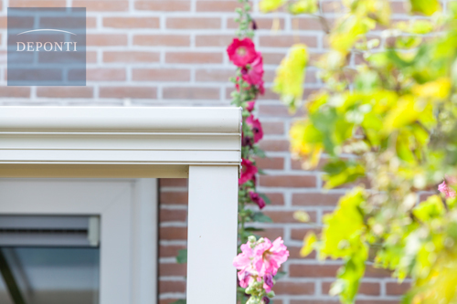 Terrassendach Bosco der Firma Deponti in weiß- Detailansicht