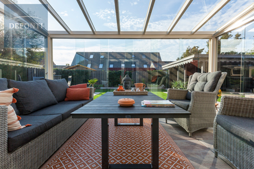 Terrassendach Pigato der Firma Deponti-Ansicht von innen.