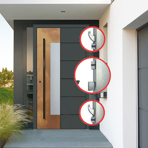 noblesse-haustuer-rost-sicherheit Ausschnitt Haus, Eingangstür aus Aluminium mit länglichem Glaseinsatz, rechts Glaseinsatz im Aluminiumrahmen