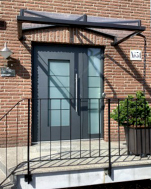 trumpold-nachher Aufnahme einer neuen Eingangstür nach der Modernisierung durch NEUMEYER.